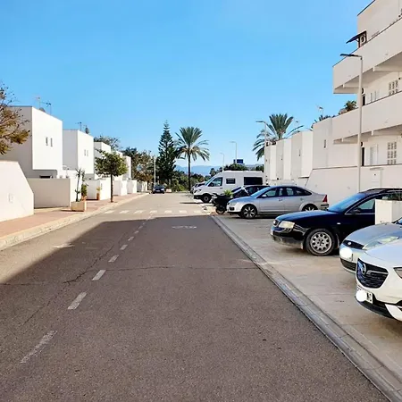 Precioso Bajo En El Toyo Apartment *